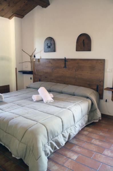 Gasthaus Country House Ca' Vernaccia Urbino Exterior foto