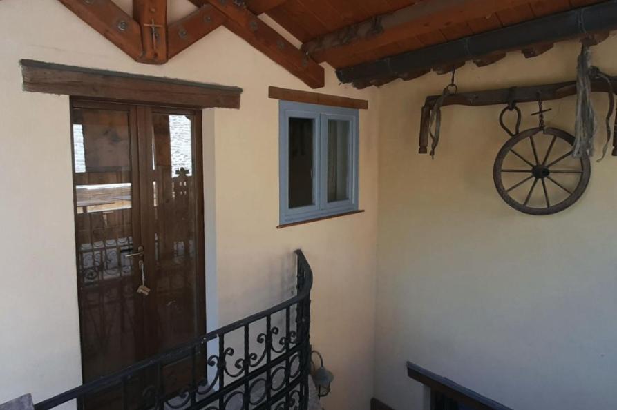 Gasthaus Country House Ca' Vernaccia Urbino Exterior foto