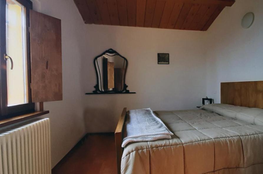 Gasthaus Country House Ca' Vernaccia Urbino Exterior foto